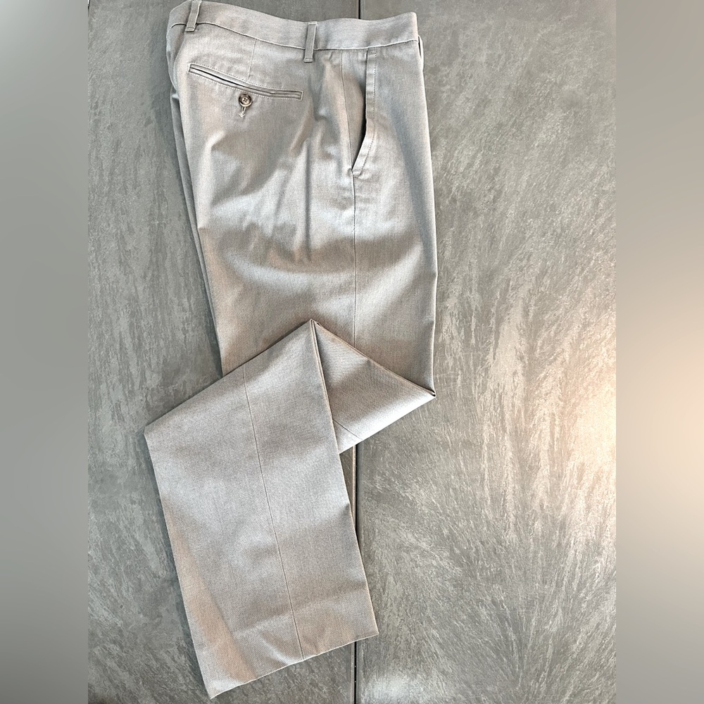 Bonobos Men's Light Gray Lightweight Chino Pants